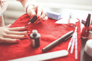 Cura delle unghie, estetica di base - Athena Estetica Roma